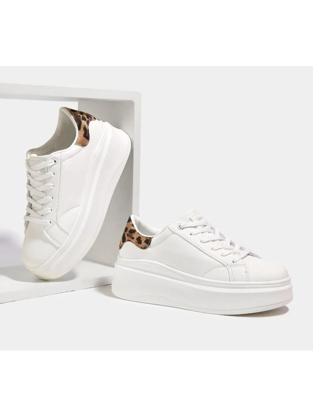 🆕Women's White 2 Platform Fashion Sneakers Classic Low Top Thick Sole Casual